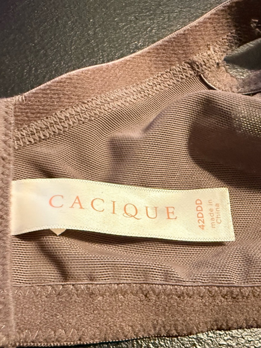 Cacique Lace Molded T-Shirt Bra in Dusty Pink - Picture 2 of 3